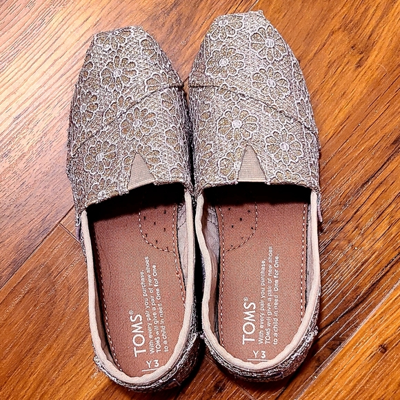 Toms size 7 Youth/Kids - Picture 4 of 7